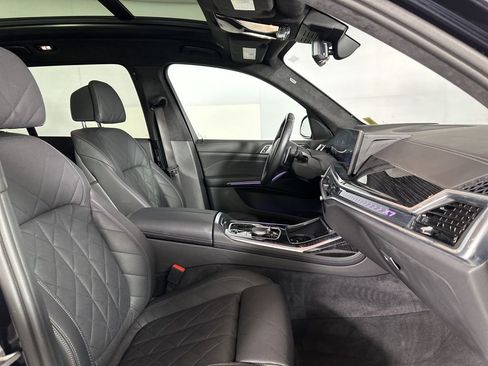 Certified 2024 BMW X7 xDrive40i w/ M Sport Package AWD/4WD image 34