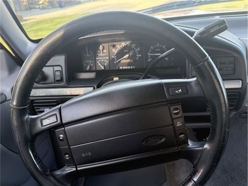 Used 1995 Ford F150 XL image 11