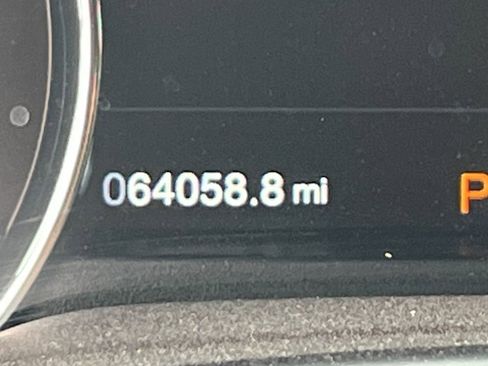 Used 2018 Ford F150 Lariat w/ Equipment Group 502A Luxury image 11