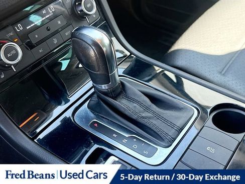 Used 2012 Volkswagen Touareg Sport AWD/4WD image 23