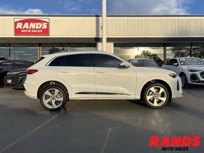 Used 2025 Audi Q5 Premium Plus w/ Premium Plus