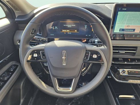 New 2026 Lincoln Corsair Reserve w/ Jet Appearance Package image 21