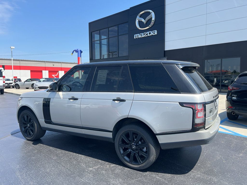 Used 2017 Land Rover Range Rover HSE AWD/4WD image 3