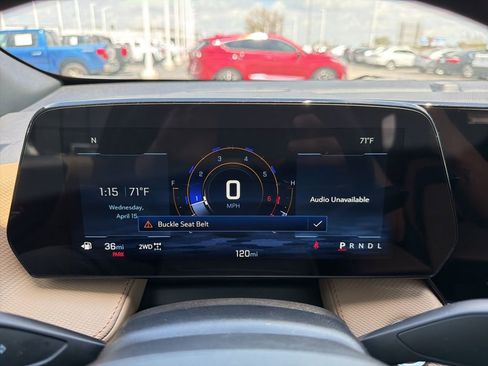 New 2026 Chevrolet Equinox ACTIV w/ Convenience Package III AWD/4WD image 26