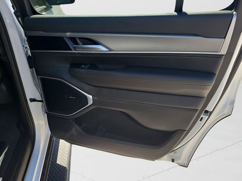 New 2026 Jeep Grand Wagoneer w/ Premium Group I image 45