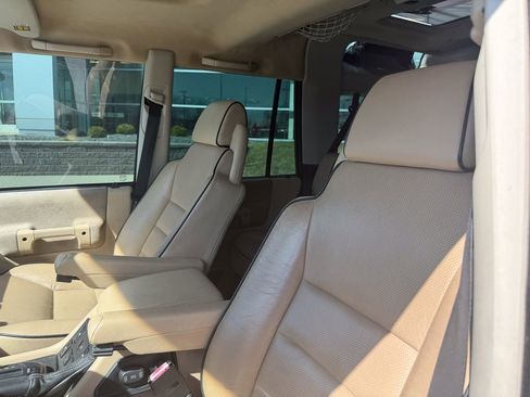 Used 2004 Land Rover Discovery SE image 10