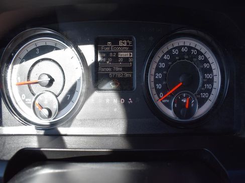 Used 2018 RAM 3500 Tradesman image 16