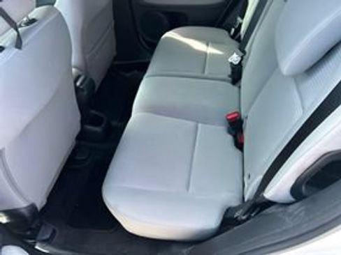 Used 2022 Honda HR-V LX image 11