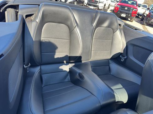 Used 2019 Ford Mustang GT Premium image 16