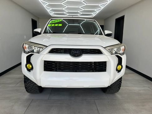 Used 2017 Toyota 4Runner SR5 Premium AWD/4WD image 6