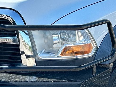 Used 2011 RAM 4500 4x4 Regular Cab w/ ST Decor Group image 4