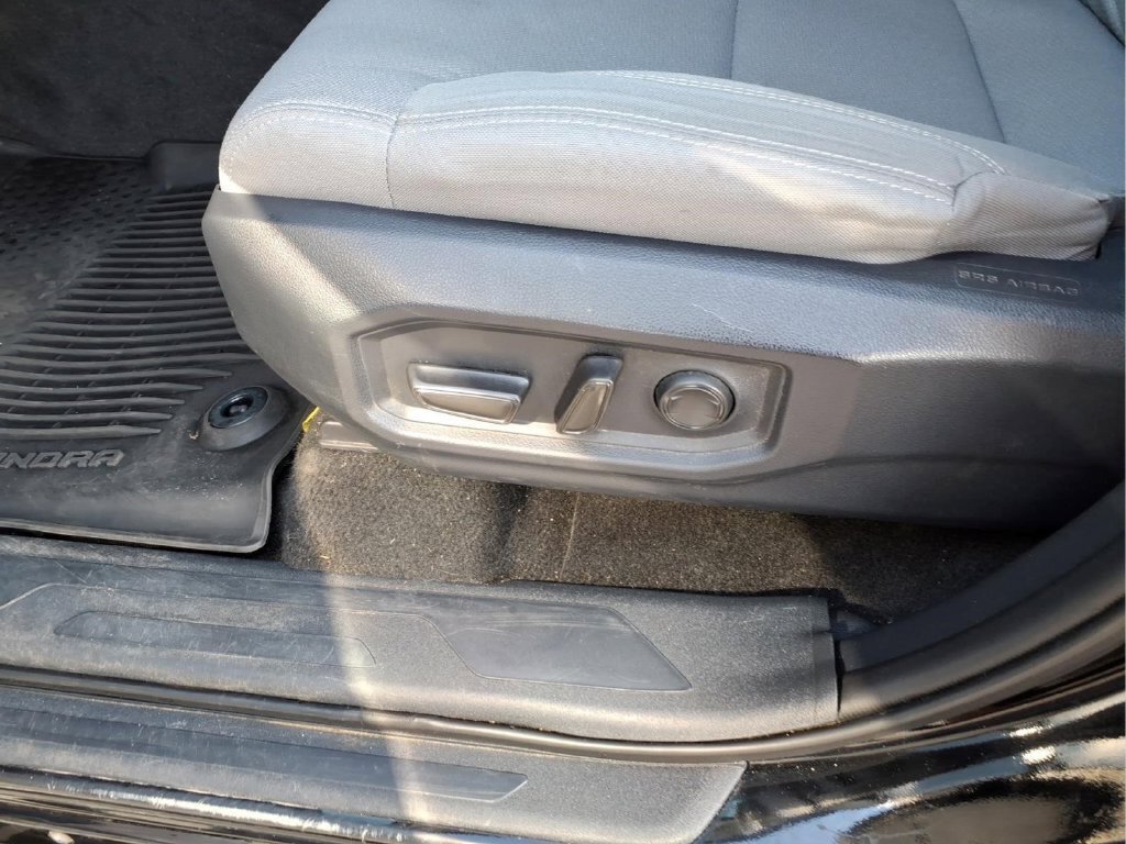 Used 2025 Toyota Tundra SR5 AWD/4WD image 20