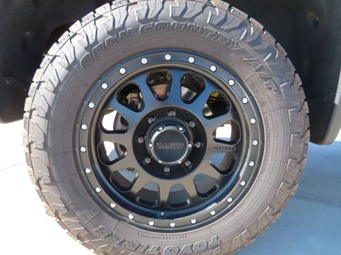 Used 2020 Chevrolet Silverado 2500 High Country image 10