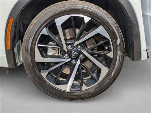 Used 2023 Mitsubishi Outlander SEL image 30