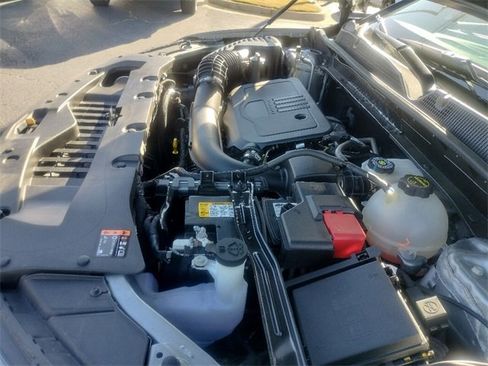 Used 2025 Chevrolet Blazer LT image 13