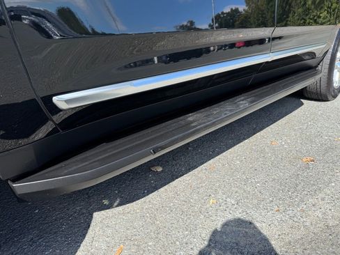 Certified 2024 GMC Yukon XL Denali image 55