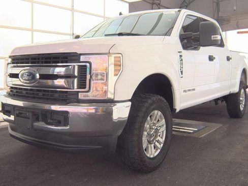 Used 2019 Ford F250 XLT w/ Snow Plow Prep Package AWD/4WD image 1