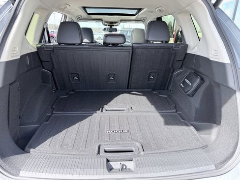 New 2026 Nissan Rogue Platinum AWD/4WD image 24