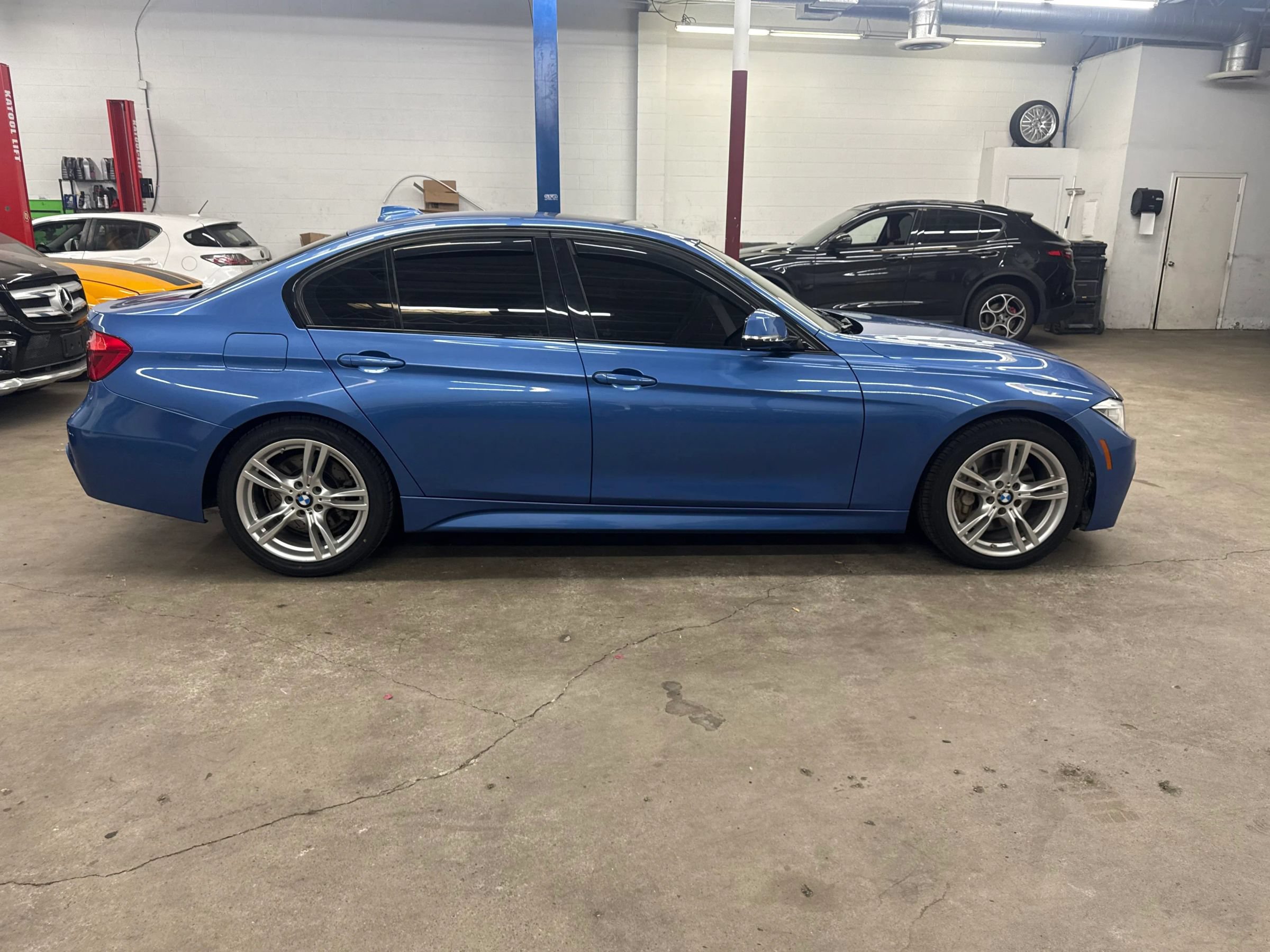 Used 2015 BMW 335i Sedan RWD image 7