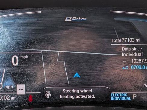 Used 2022 BMW X5 xDrive45e w/ Executive Package AWD/4WD image 16