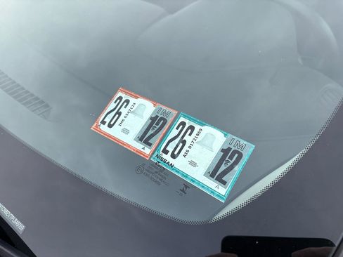 Used 2023 Nissan Versa SV FWD image 29