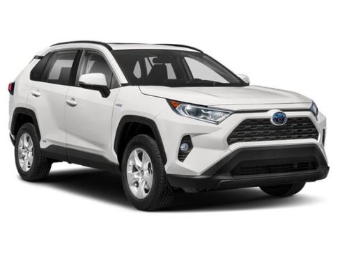 Used 2021 Toyota RAV4 XLE image 6