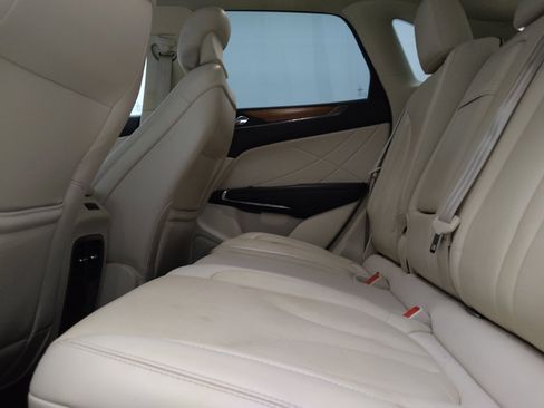 Used 2015 Lincoln MKC FWD w/ Equipment Group 102A Reserve image 18