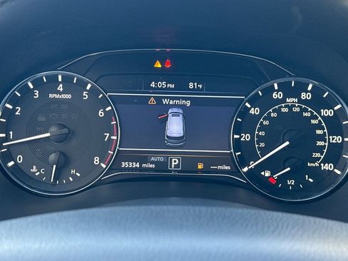 Used 2022 INFINITI QX80 Luxe image 42