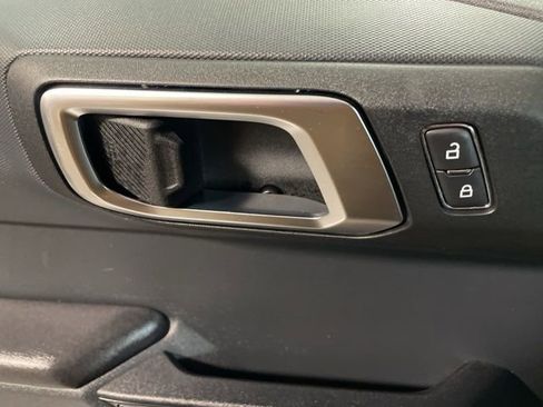 Used 2025 Ford Bronco Big Bend image 12