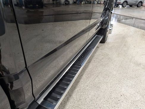 Used 2022 Ford F450 XLT w/ XLT Premium Package image 10