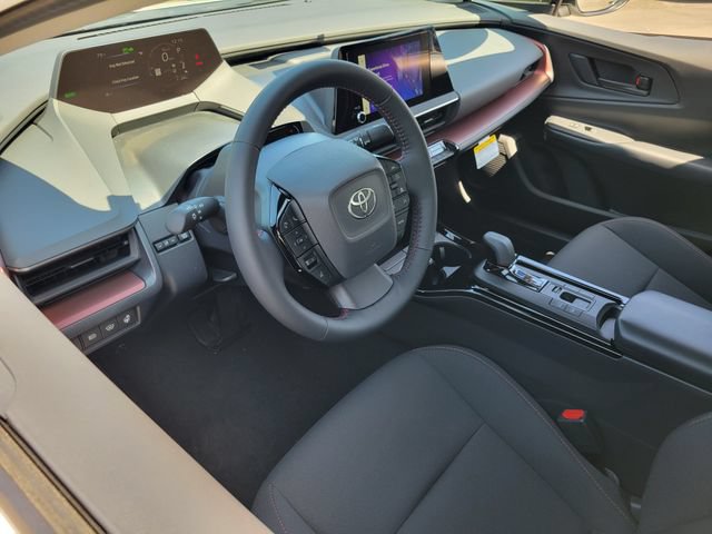 New 2027 Toyota Prius Plug-In Hybrid FWD image 5