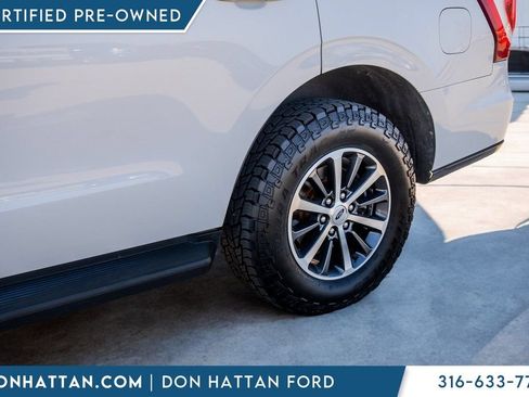 Used 2021 Ford Expedition XLT AWD/4WD image 34