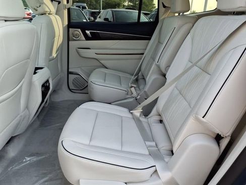 New 2026 Buick Enclave Avenir w/ Super Cruise Package image 7