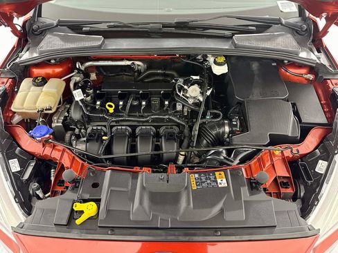 Used 2018 Ford Focus SE FWD image 29