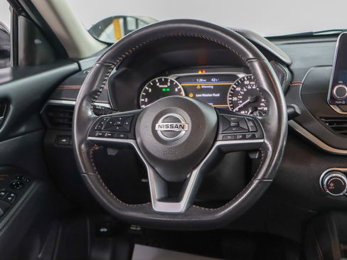 Used 2022 Nissan Altima 2.5 SR image 12