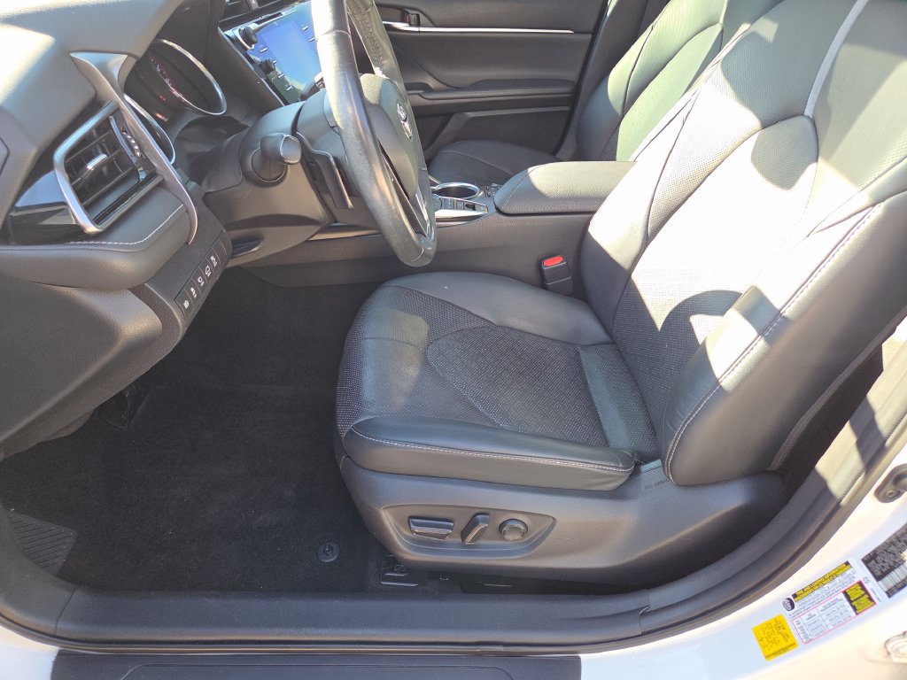 Used 2020 Toyota Camry XSE w/ Driver Assist Package FWD image 6