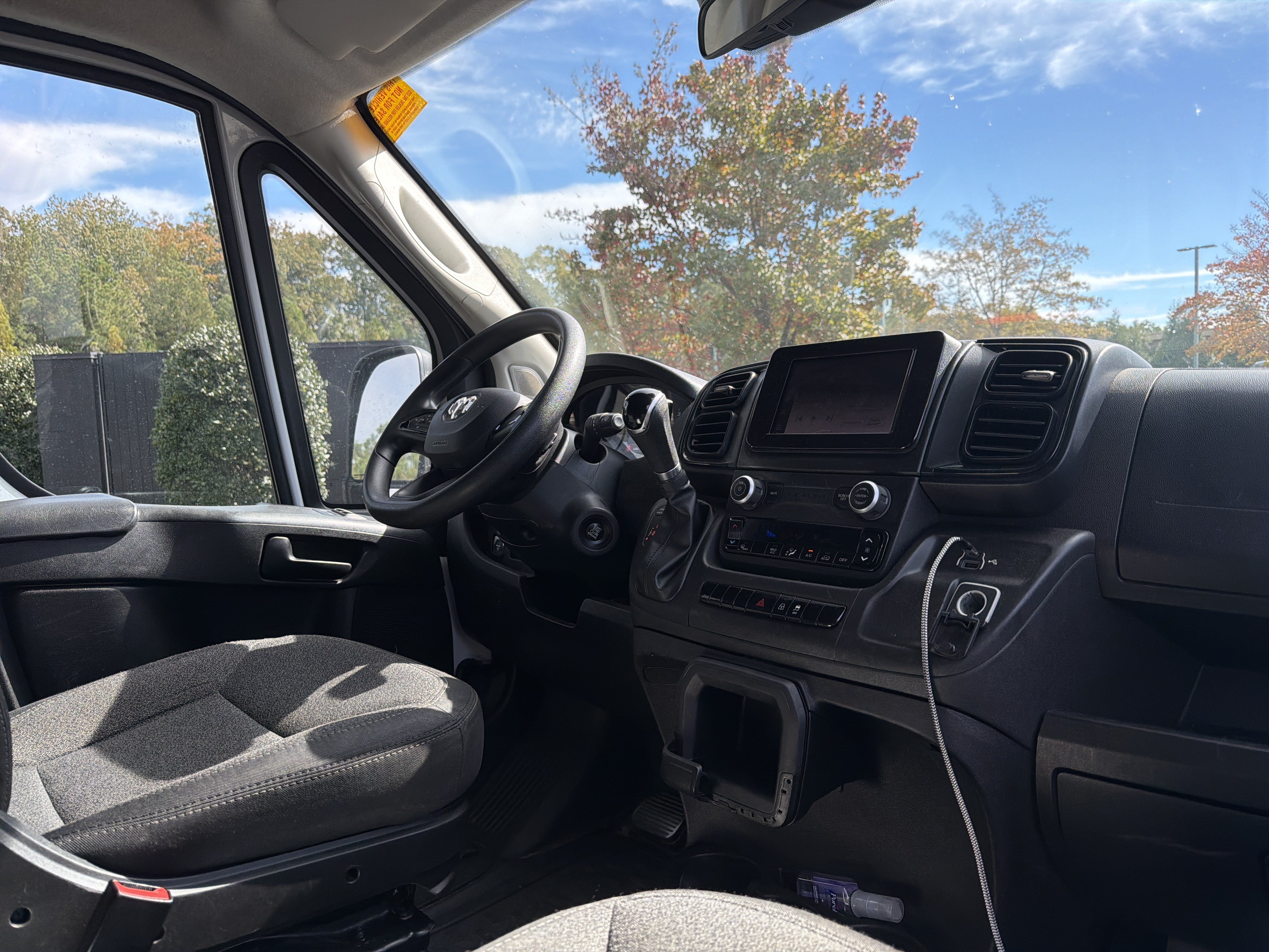Used 2023 RAM ProMaster 2500 FWD image 6