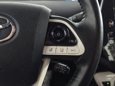 Used 2017 Toyota Prius Prime Advanced FWD image 14