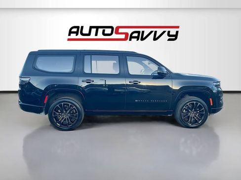 Used 2024 Jeep Grand Wagoneer Series III w/ Rear Seat Video Group 1 image 8