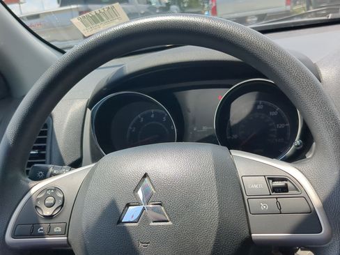 Used 2020 Mitsubishi Outlander Sport AWD image 13