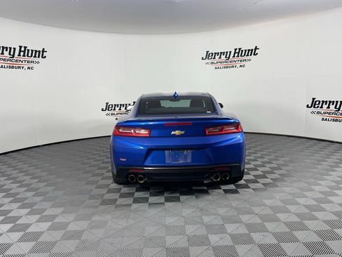 Used 2018 Chevrolet Camaro LT w/ RS Package image 9