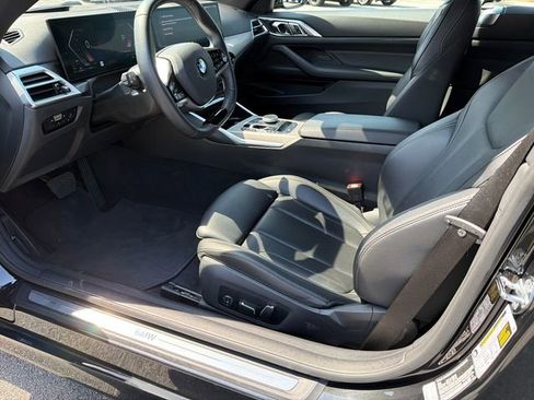Used 2025 BMW 430i Convertible RWD image 9