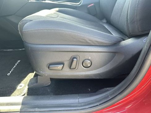 Used 2019 Hyundai Santa Fe SEL AWD/4WD image 28
