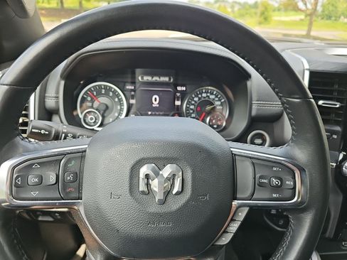 Used 2024 RAM 1500 Laramie AWD/4WD image 21