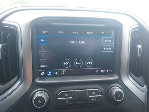 Used 2019 Chevrolet Silverado 1500 LT w/ All-Star Edition AWD/4WD image 14