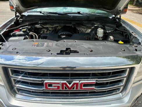 Used 2015 GMC Sierra 1500 SLT w/ SLT Crew Cab Value Package RWD image 8