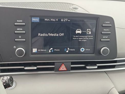 New 2026 Hyundai Elantra Sport FWD image 11