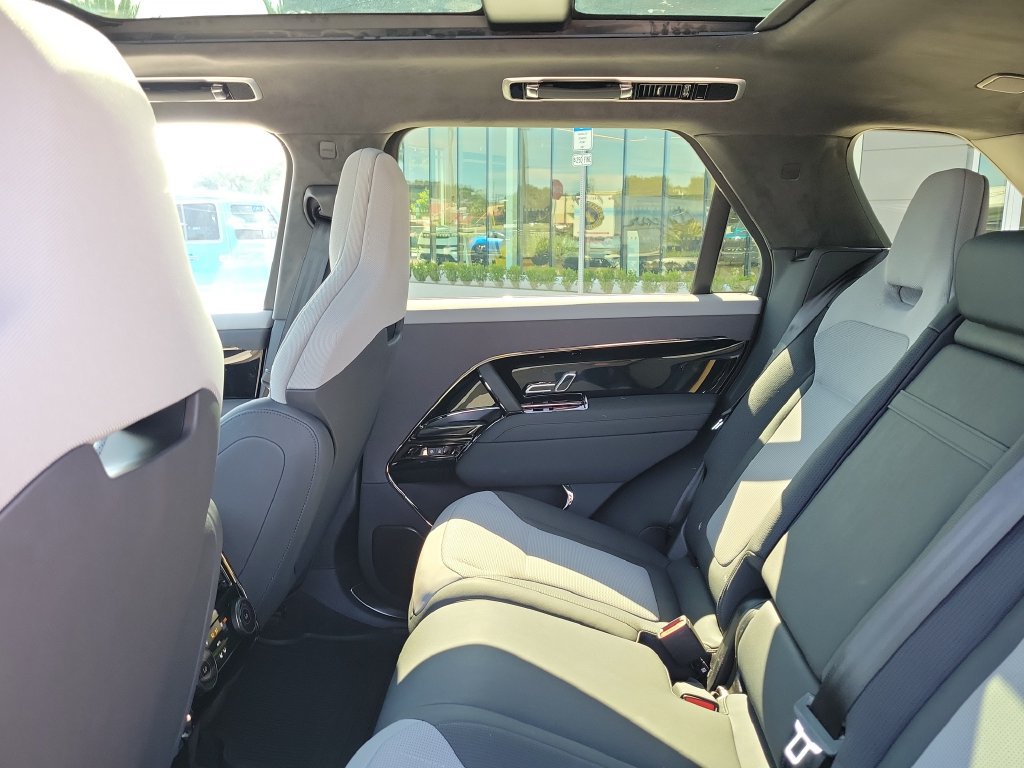 New 2027 Land Rover Range Rover Sport SV AWD/4WD image 16