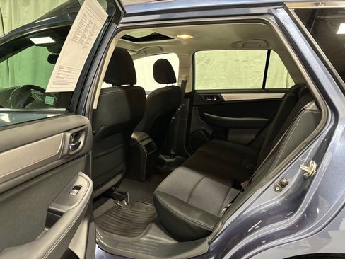 Used 2016 Subaru Outback 2.5i Premium AWD/4WD image 43