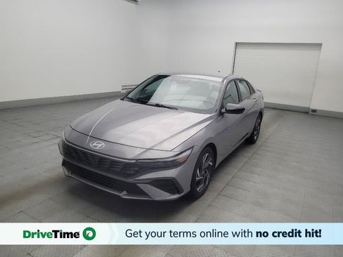 Used 2025 Hyundai Elantra Sport FWD image 1